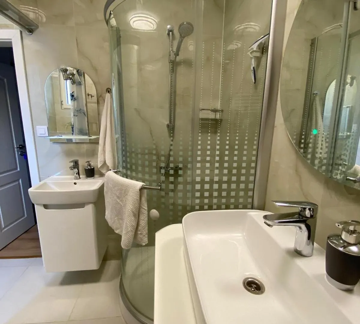Apartment Ipak Prague