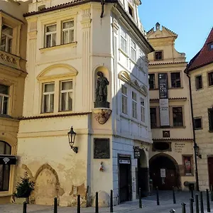 Appartement Tynska 7, Prague